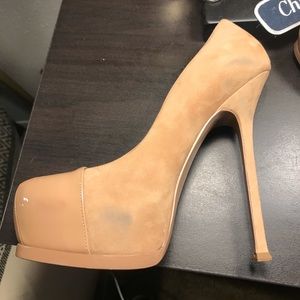 Yves Saint Laurent Suede heels